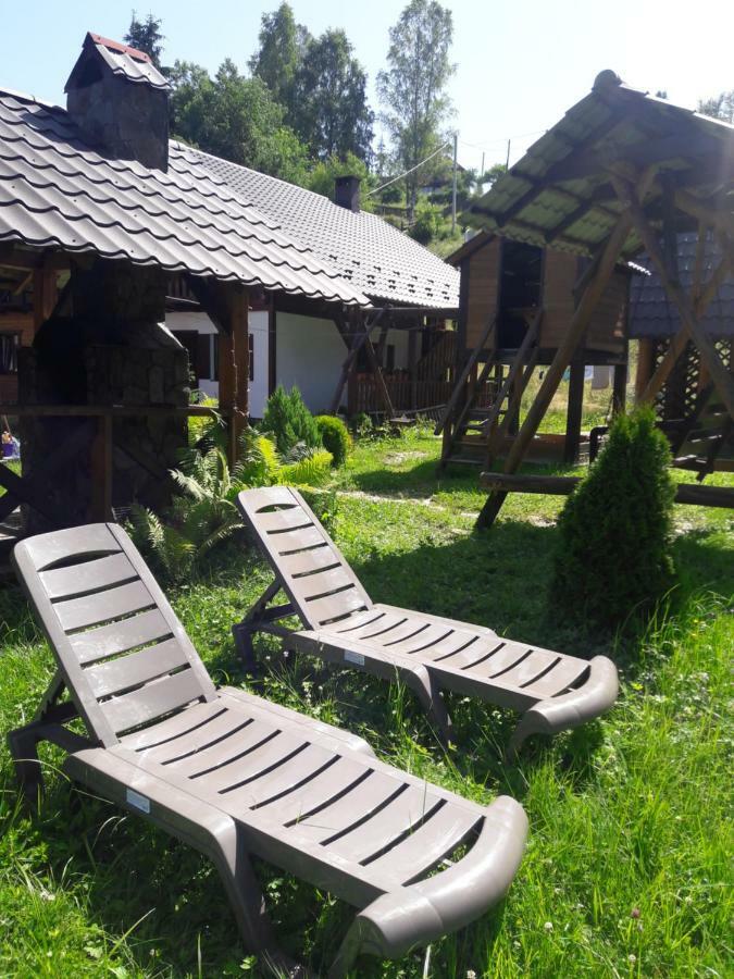 Cottage house Worochta Exterior foto